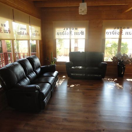 Motel San Isidro Villarrubio Zewnętrze zdjęcie