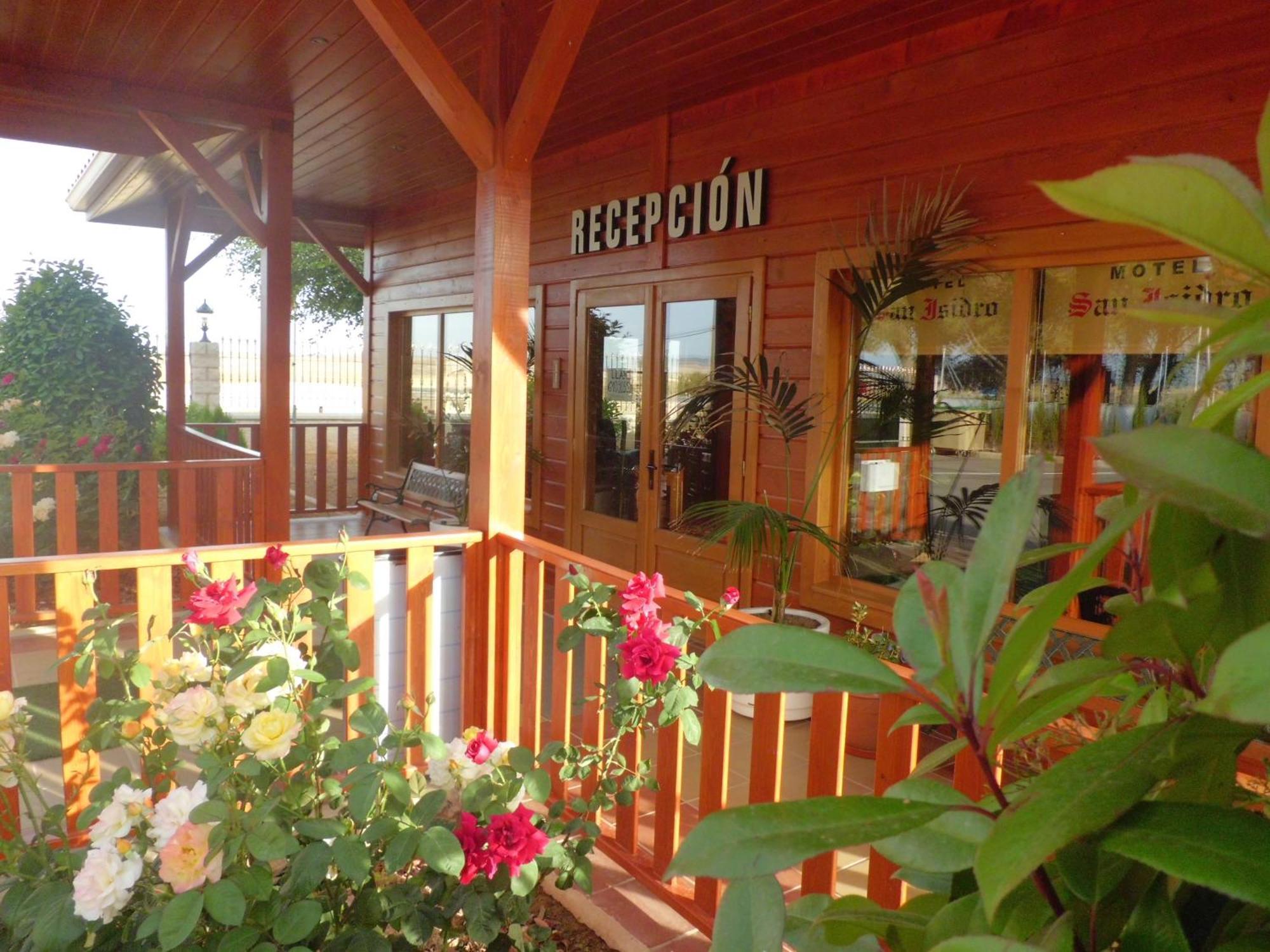 Motel San Isidro Villarrubio Zewnętrze zdjęcie