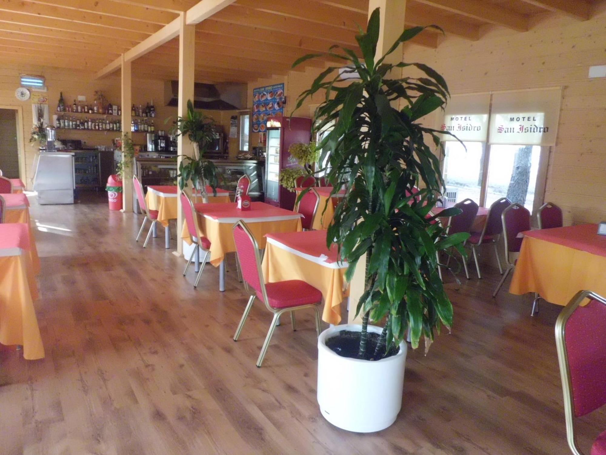 Motel San Isidro Villarrubio Zewnętrze zdjęcie